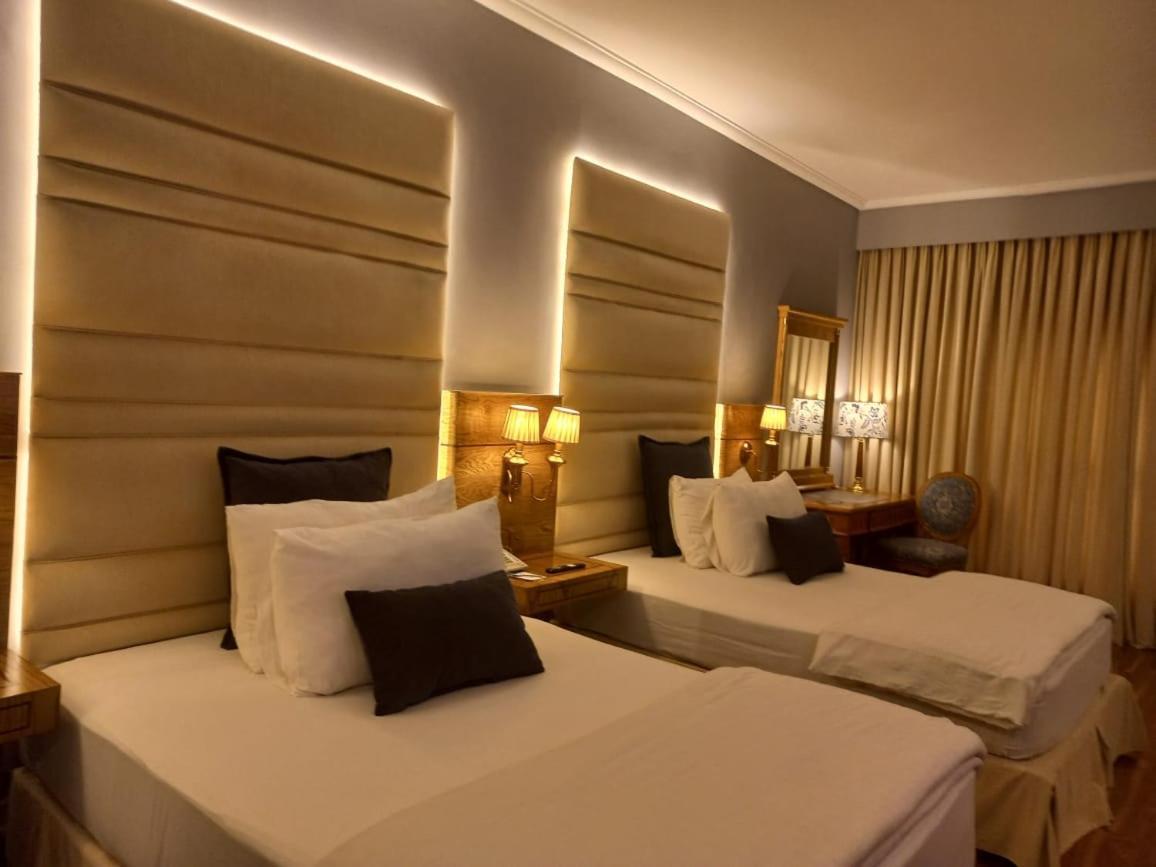 Hotel Crown Plaza Исламабад Экстерьер фото